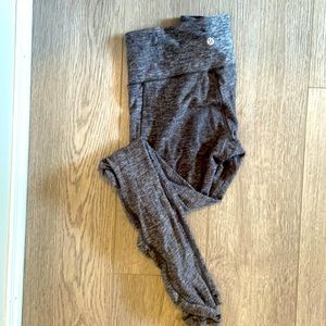 Lululemon leggings size 4